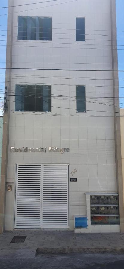 Pousada Residencial Milagre 101 Juazeiro do Norte Esterno foto